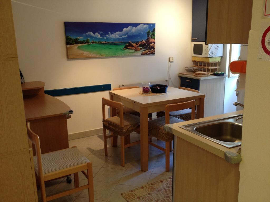 Ca'Del Sole Free Parking Apartment Rovinj Ruang foto